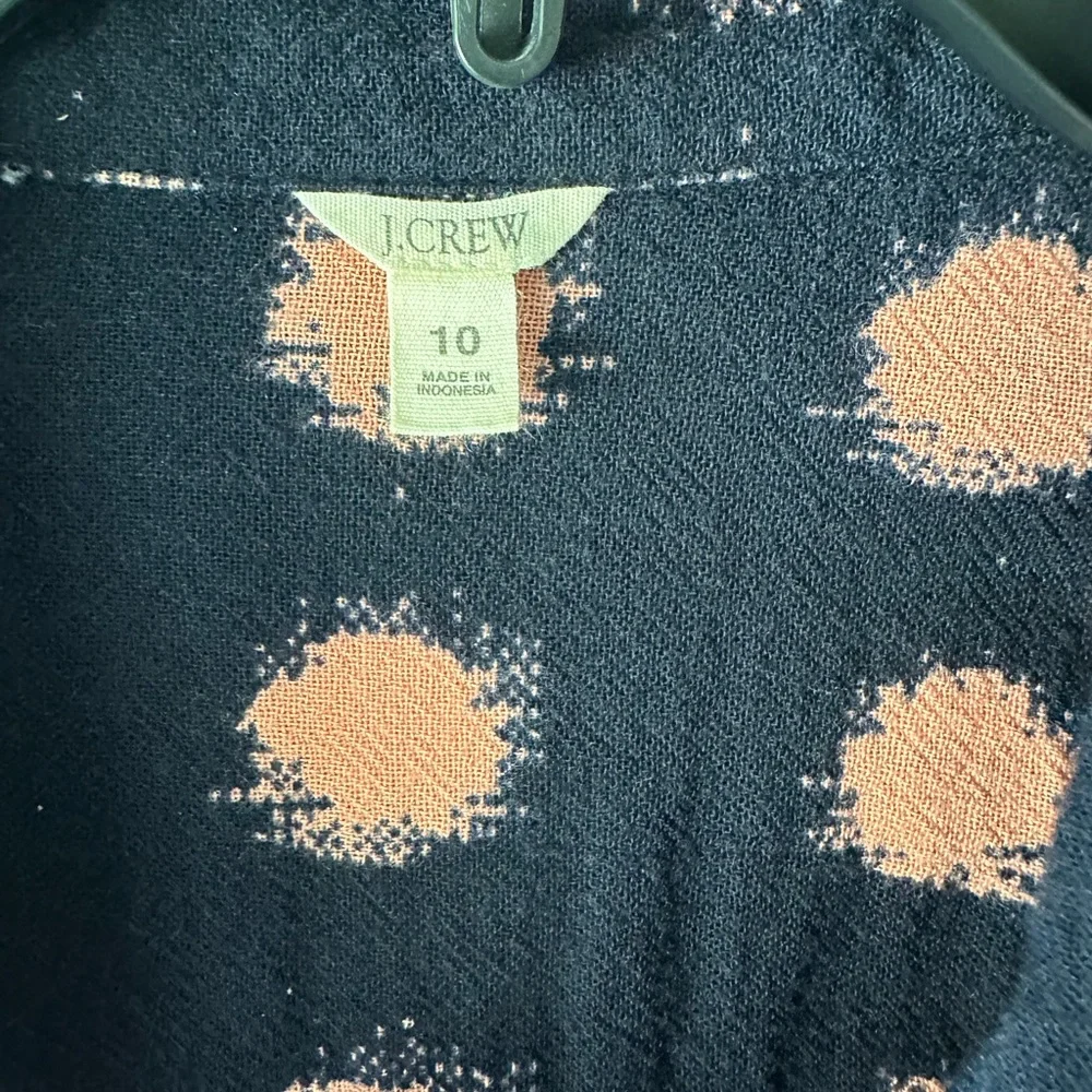 J Crew Pop Over, Long Sleeve, Button Cuff.  Sz 10 Good Condition